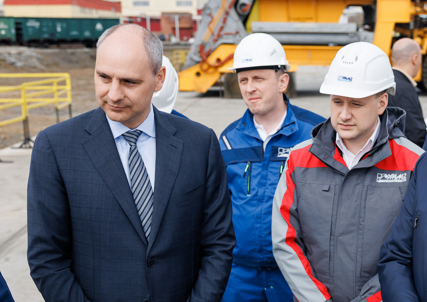 Временно исполняющий обязанности Губернатора Свердловской области Денис Паслер встретился со строителями УММ2